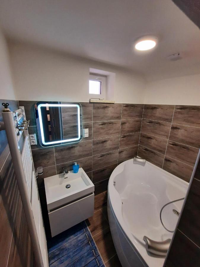 Apartman Sen Petrov Экстерьер фото